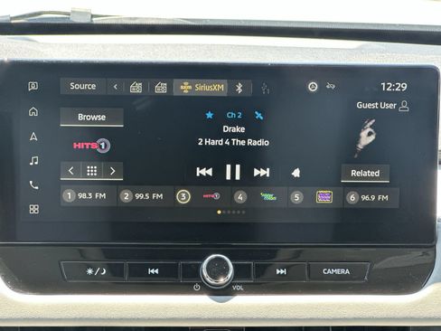 Used 2025 Mitsubishi Outlander AWD image 26