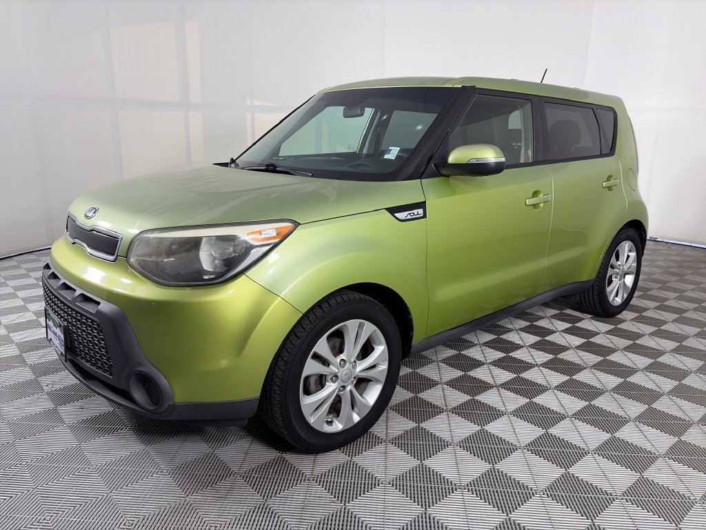 Used 2014 Kia Soul + FWD image 3