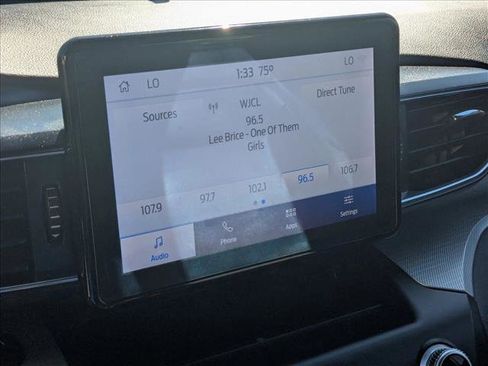 Used 2020 Ford Explorer XLT w/ Equipment Group 202A image 20