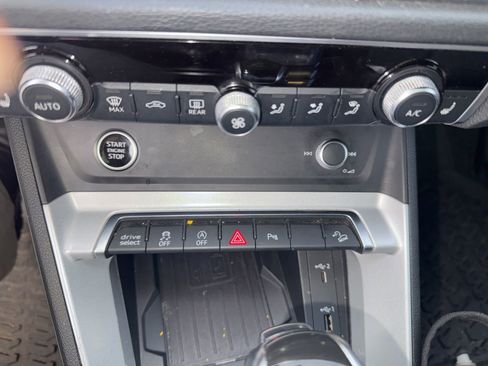 Used 2021 Audi Q3 2.0T Premium Plus w/ Premium Plus Package image 15