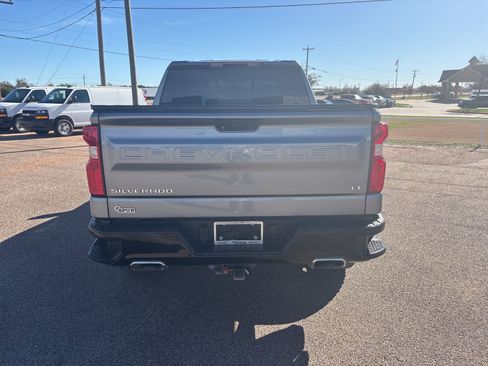 Used 2021 Chevrolet Silverado 1500 LT Trail Boss w/ Convenience Package II image 5