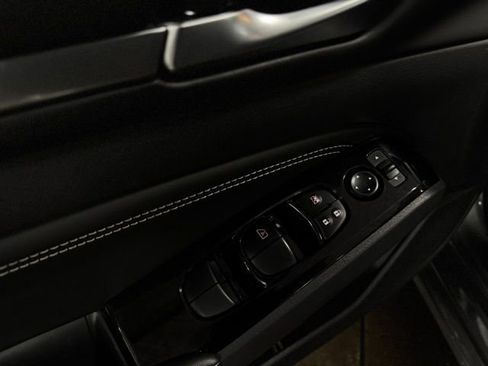 Used 2023 Nissan Altima 2.5 SL image 11