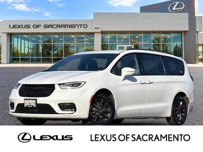 Used 2021 Chrysler Pacifica Touring-L w/ S Appearance Package
