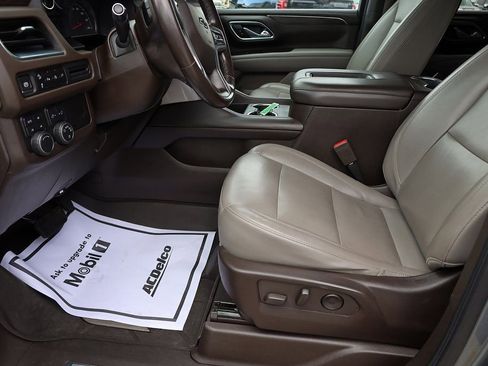 Used 2021 Chevrolet Tahoe Z71 AWD/4WD image 11
