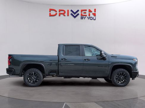 New 2026 Chevrolet Silverado 2500 LT w/ Trail Boss Package AWD/4WD image 6