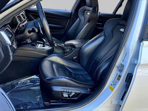 Used 2017 BMW M3 image 21