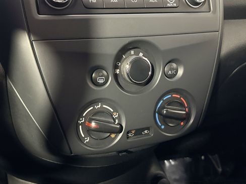 Used 2017 Nissan Versa S Plus image 22