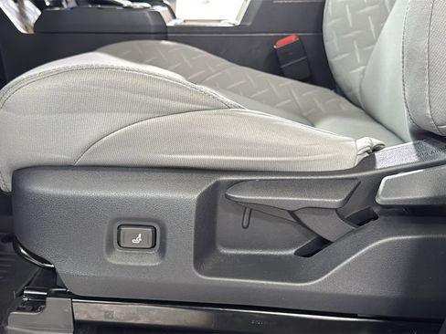 Certified 2025 Toyota Tacoma SR5 image 14