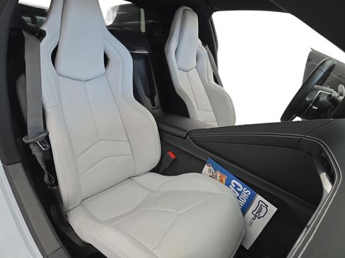 Used 2022 Chevrolet Corvette Stingray Coupe w/ 1LT image 9