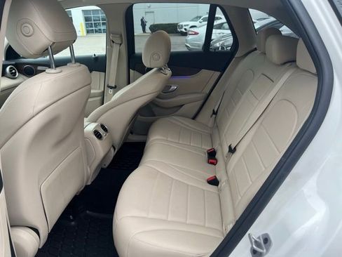 Used 2022 Mercedes-Benz GLC 300 4MATIC image 12
