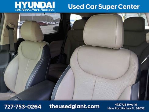 Certified 2023 Hyundai Santa Fe Limited image 7