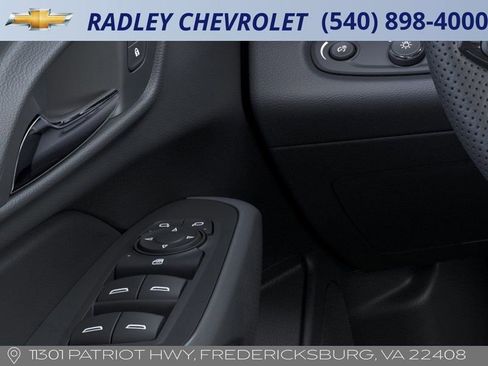 New 2026 Chevrolet Trax RS w/ Sunroof Package image 22