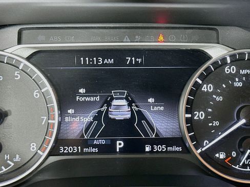 Used 2025 Nissan Pathfinder SV AWD/4WD image 19