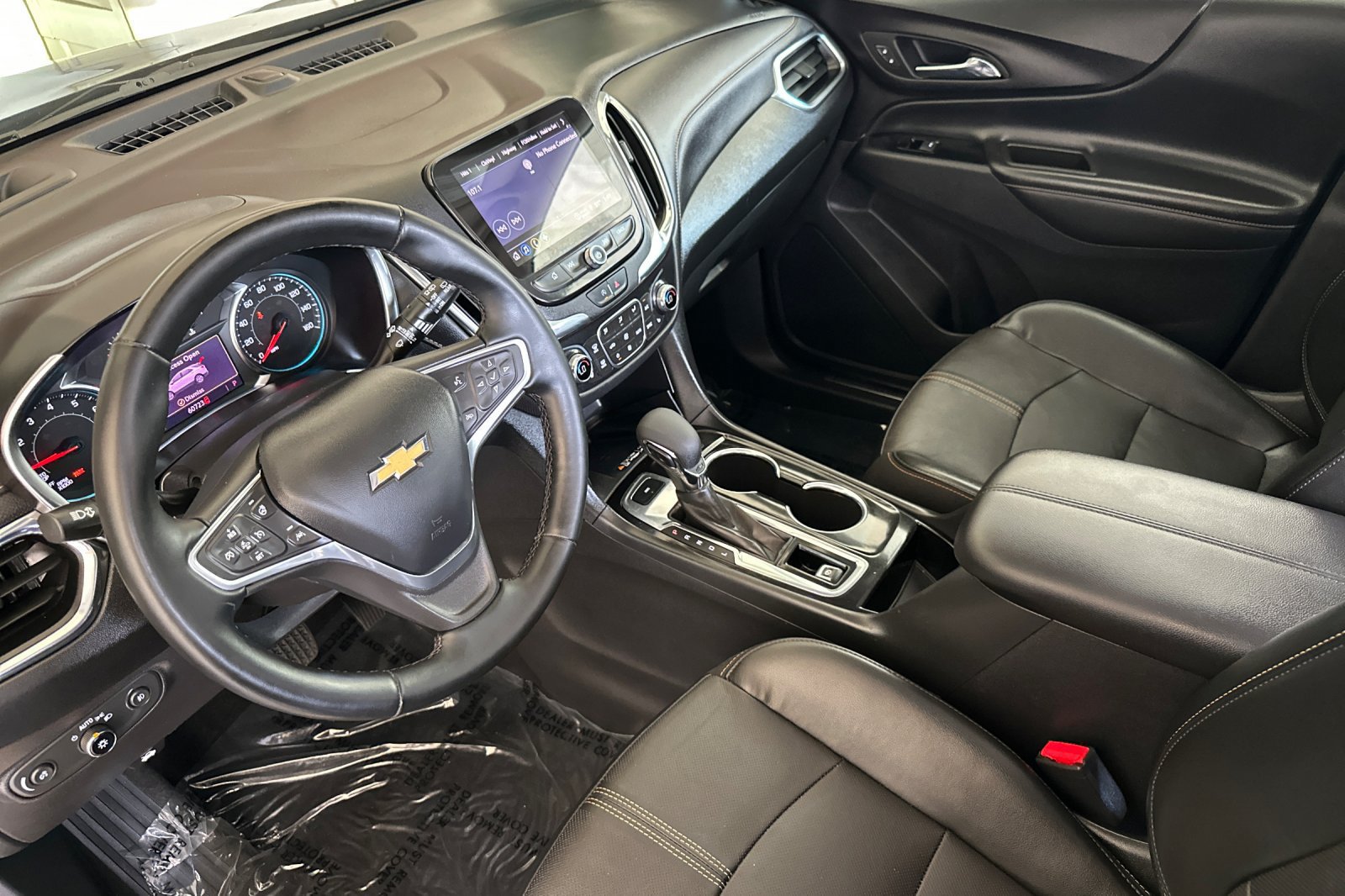 Used 2023 Chevrolet Equinox Premier AWD/4WD image 10