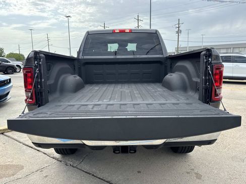 Used 2026 RAM 2500 Big Horn AWD/4WD image 8