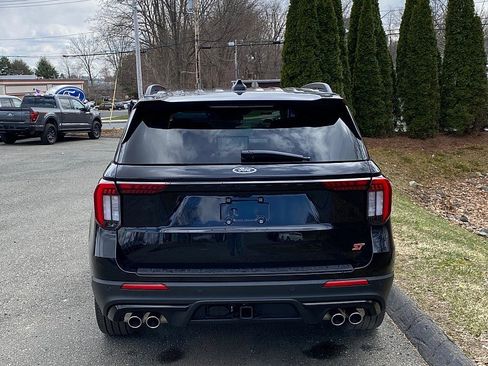 New 2026 Ford Explorer ST w/ Sun And Sound Package image 15