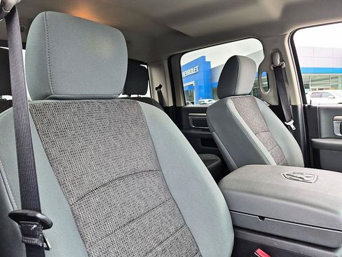 Used 2014 RAM 1500 Big Horn AWD/4WD image 33