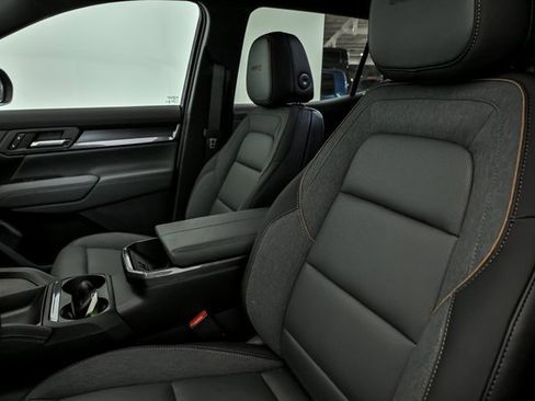 New 2026 GMC Terrain AT4 w/ Convenience Package III image 7