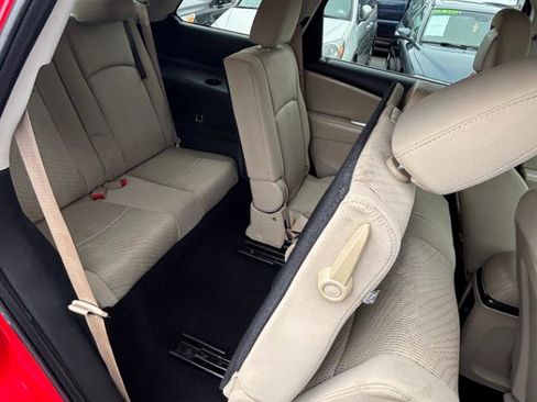 Used 2015 Dodge Journey SXT w/ Flexible Seating Group image 23