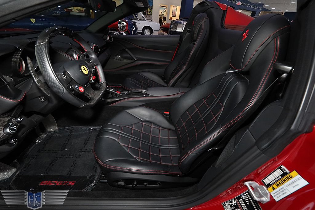 Used 2021 Ferrari 812 GTS RWD image 16