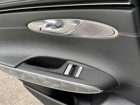 Used 2025 Genesis GV70 3.5T Sport w/ Sport Advanced Package image 21