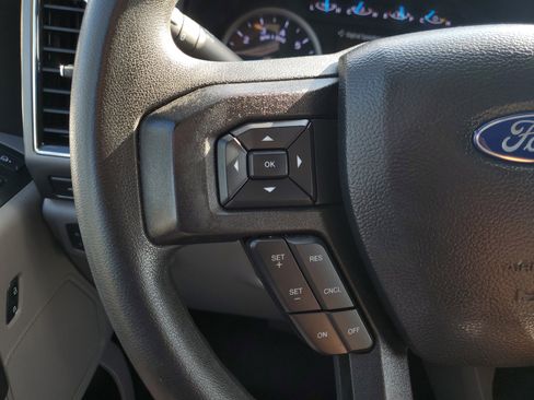 Used 2021 Ford F250 XLT w/ XLT Premium Package image 23