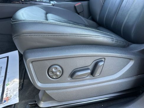 Used 2023 Audi Q5 2.0T Premium Plus image 12