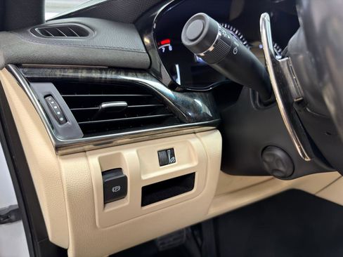 Used 2019 Cadillac CTS Luxury image 16