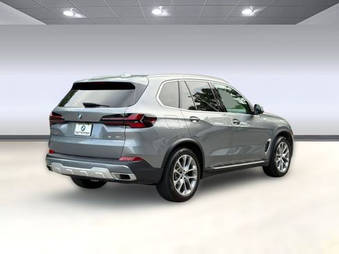 Used 2024 BMW X5 sDrive40i w/ Premium Package RWD image 9