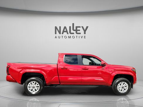 Certified 2025 Toyota Tacoma SR5 image 6