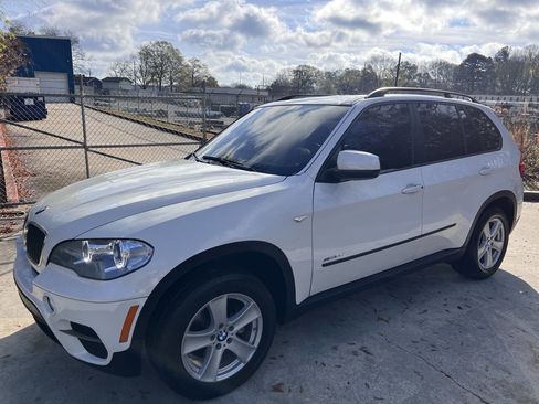 Used 2013 BMW X5 xDrive35i image 7