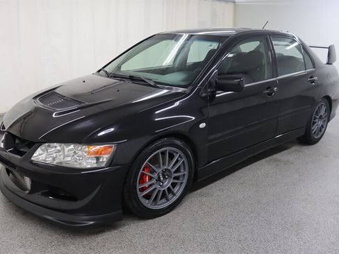 Used 2003 Mitsubishi Lancer Evolution AWD/4WD image 4