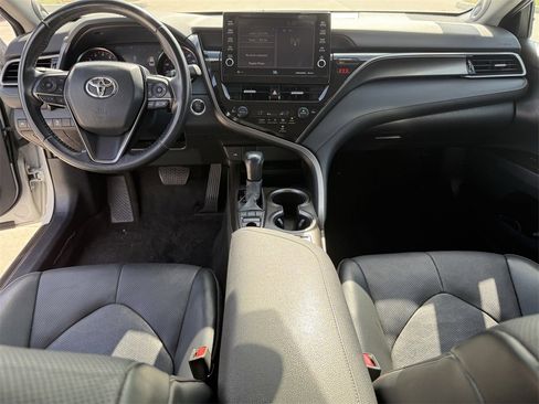 Used 2022 Toyota Camry XSE image 26