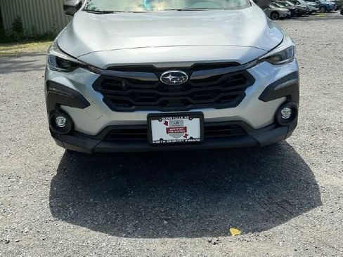 Used 2024 Subaru Crosstrek 2.5i Limited AWD/4WD image 8