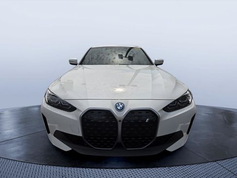 Certified 2023 BMW i4 eDrive35 RWD image 2