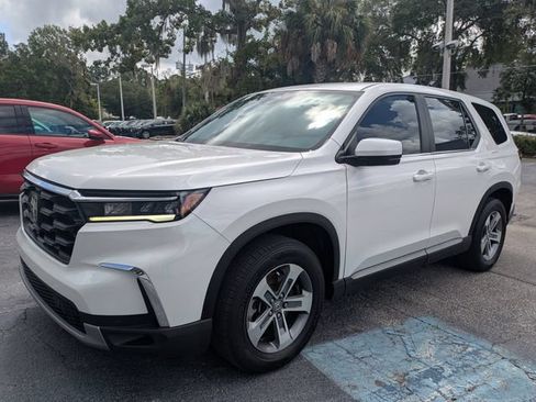 Used 2023 Honda Pilot EX-L image 7