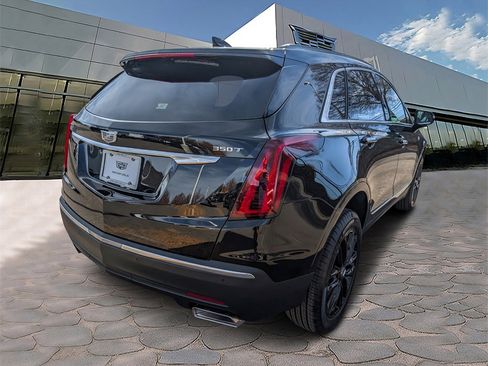 New 2026 Cadillac XT5 Luxury image 4