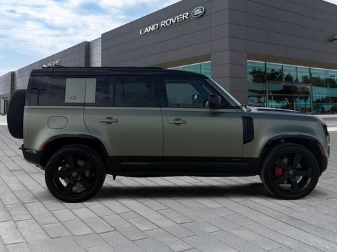 Used 2023 Land Rover Defender 110 X AWD/4WD image 6