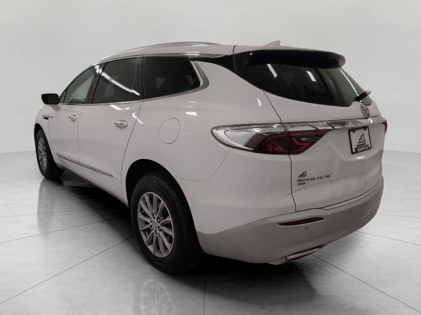 Used 2023 Buick Enclave Essence w/ Trailering Package, 5000 lbs. AWD/4WD image 20