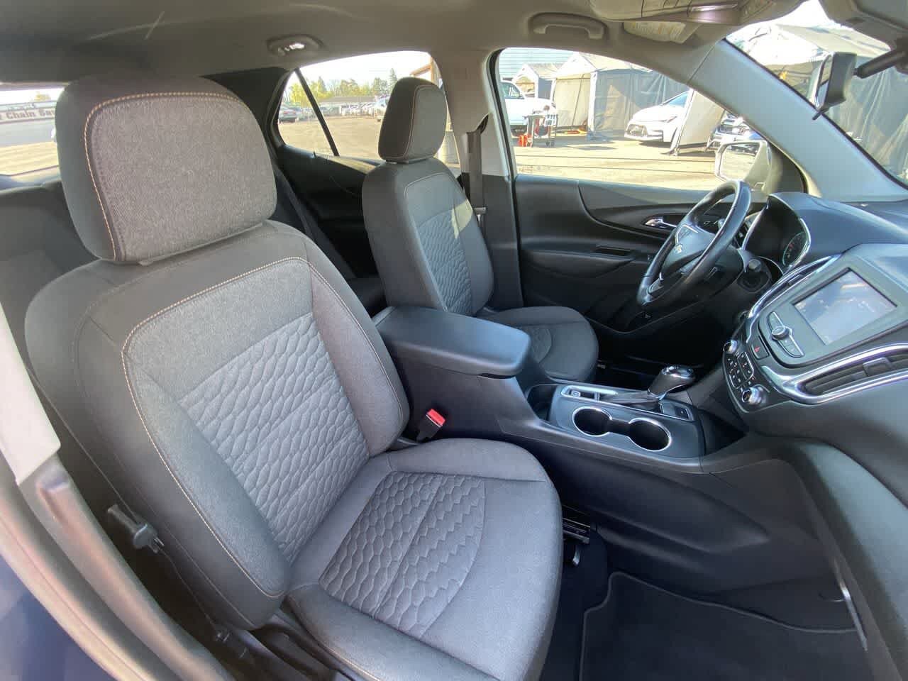 Used 2021 Chevrolet Equinox LT AWD/4WD image 23