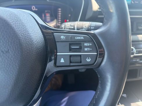 Used 2023 Honda Pilot Elite image 19