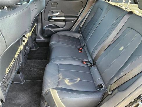 Certified 2025 Mercedes-Benz GLA 250 image 17