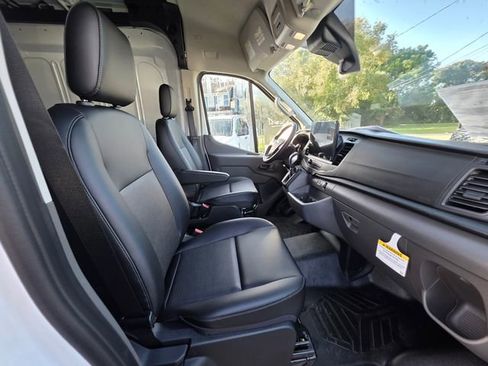 New 2026 Ford Transit 250 148 Medium Roof image 10