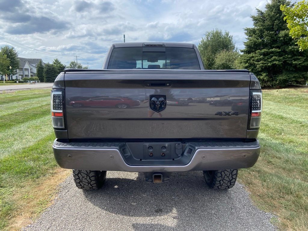 Used 2018 RAM 2500 Laramie w/ Sport Appearance Group AWD/4WD image 4