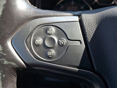 Used 2018 Chevrolet Silverado 1500 LT w/ Redline Edition image 21