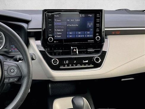 Used 2022 Toyota Corolla LE FWD image 8
