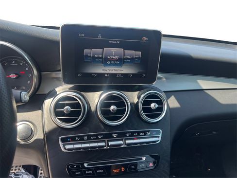Used 2019 Mercedes-Benz GLC 300 GLC 300 w/ Multimedia Package image 14
