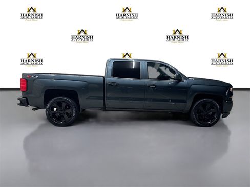 Used 2018 Chevrolet Silverado 1500 LT w/ All Star Edition image 4