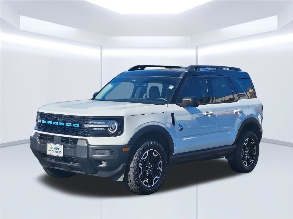 Certified 2025 Ford Bronco Sport Outer Banks AWD/4WD image 2