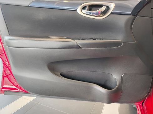 Used 2016 Nissan Sentra SR FWD image 26